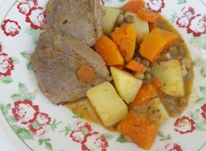 Una foto de Bife de peceto con verduras