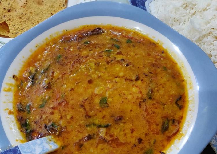 Steps to Make Speedy Classic Daal Chawal