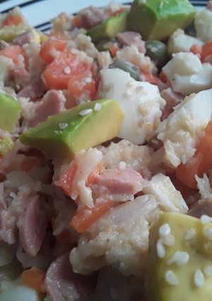 Una foto de Ensalada rusa a mi manera... 🥙🥗🥚🍳🧀🥓🥕🥑🥗🥙