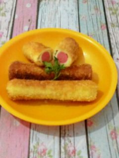 Foto resep Roti Isi Sosis Gulung