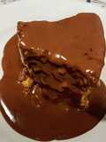 Bolo simples com cobertura de ganache