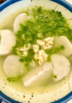 Hình của món Canh khoai sọ rau mầm nấu tôm nõn.