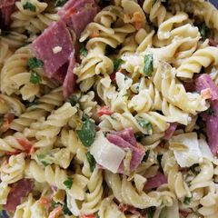 A picture of Italian Deli Pasta Salad.