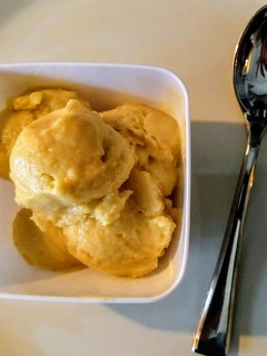 Una foto de Vegan - Helado de Mango