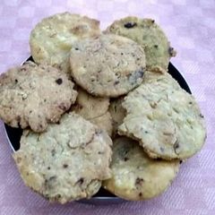 A picture of Healthy Wheat and Oats flour Besari.