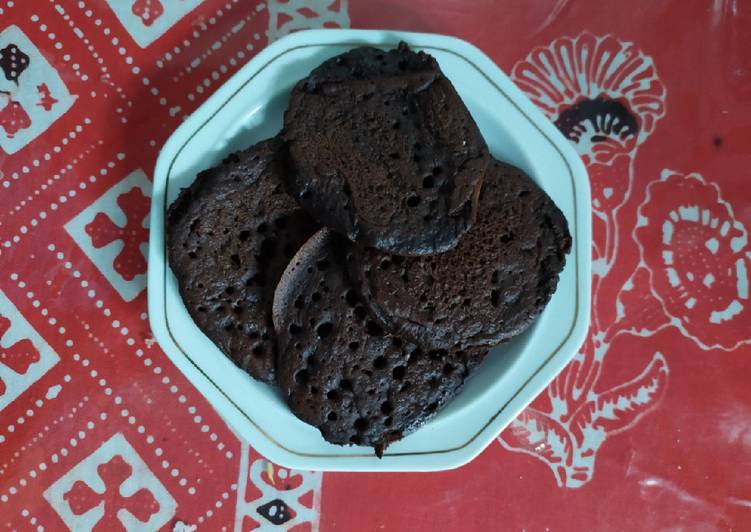 Eggless Chocolate Pancake good for diet, low carbs, less sugar