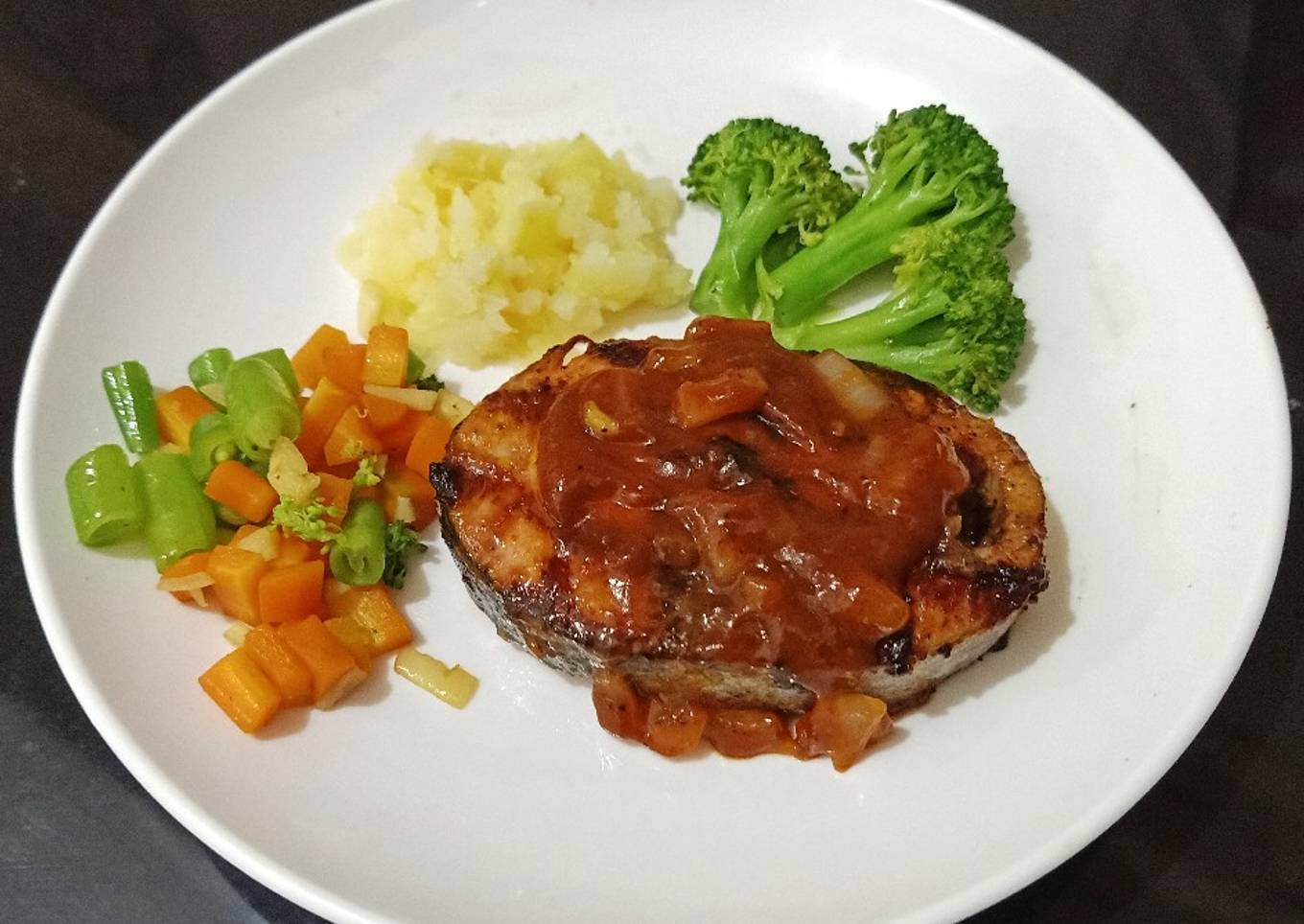 Steak ikan tuna simple