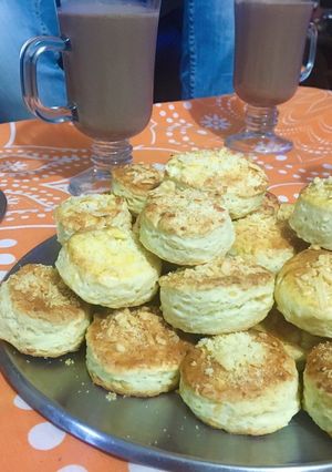 Una foto de Scones de Queso