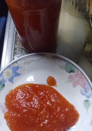 Una foto de Mermelada de tomate manzana, naranja y mandarina