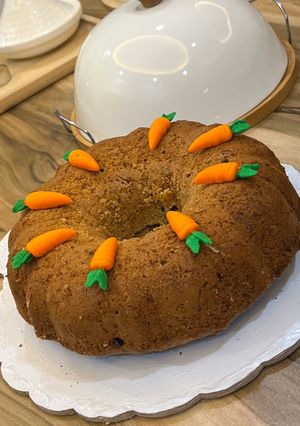 عکسی از دستور کیک هویج و‌گردو🥕