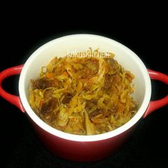 A picture of Leftover beef stew cabbage.