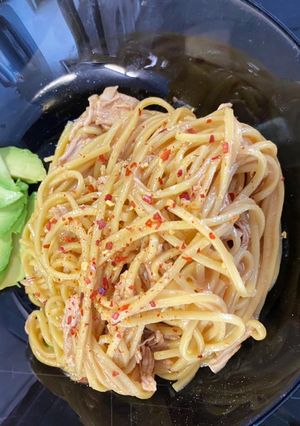 A picture of Peanut butter noodles.