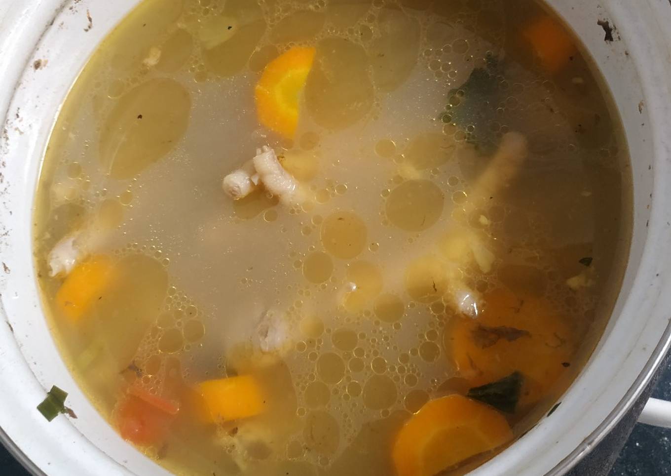 Kaldu ceker homemade untuk MpASI