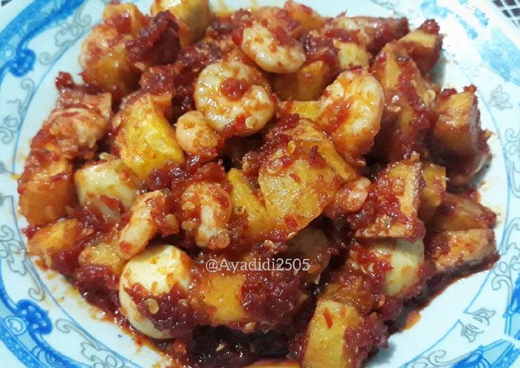 Bagaimana Menyiapkan Udang Kentang Pedas Manis 🦐🥔 Anti Gagal