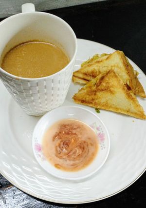 A picture of Chicken Potato Sandwich.