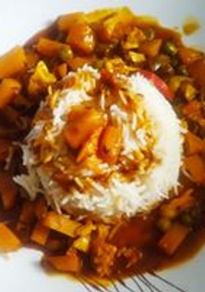 A picture of Spicy Mango Curry With Rice.