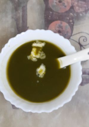 পালং সুপ (Spinach Soup recipe in bengali) রেসিপির প্রধান ছবি