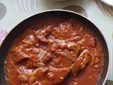 Lomos de atún en salsa de pimientos piquillo