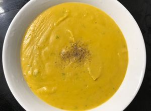Hình của món Súp khoai tây bí đỏ.