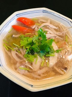 Hình của món Canh chua nấm nấu sấu non.