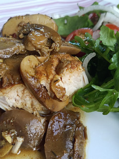 Una foto de Solomillo de pavo especiado en olla de cocción lenta 🌶️🌶️