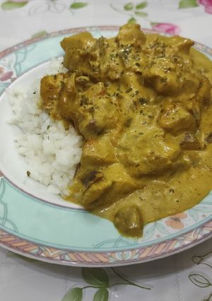 O poză a rețetei Orez cu pui în sos Curry.