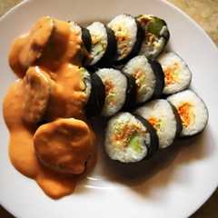 Sushi tuna pedas রেসিপির প্রধান ছবি