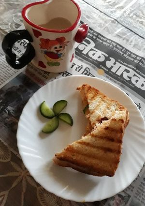 A picture of Grilled veggie sandwich.