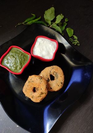 A picture of Mix daal savoury donuts.