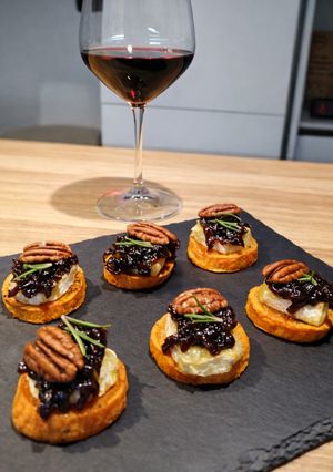 Foto di Patata Dolce con Brie e Cipolla Caramellata 🍠🧅🧀