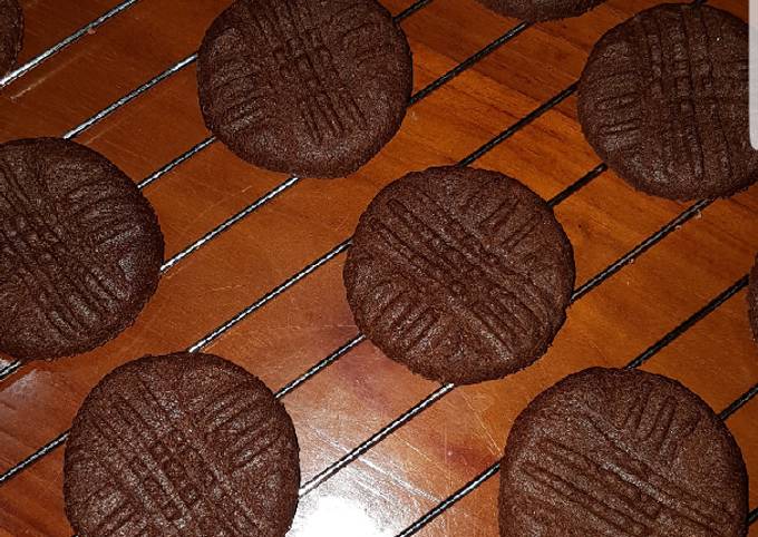 Chocolate Peanut Butter Cookies