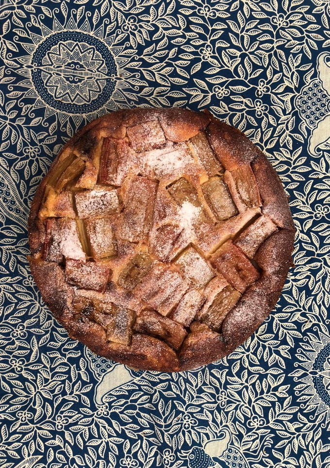 A picture of Rhubarb clafoutis (use exact same method for apples and pear too).
