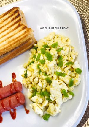 A picture of Easy Scrambled Egg.