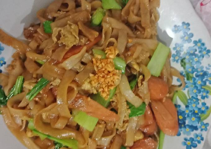 Resep Kwetiau Goreng Rumahan Oleh Mama Ike Cookpad