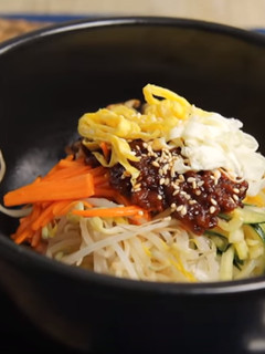 韓式石鍋拌飯 的食譜成品照片