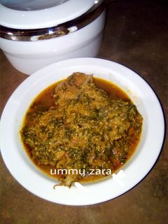 Miyar egusi ainihin hoton girkin