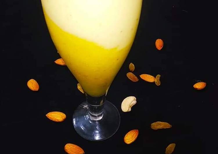 How to Prepare Quick Mango Lassi