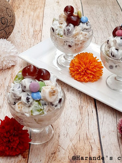A picture of Fruit dessert.