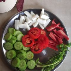 A picture of Healthy SALAD.