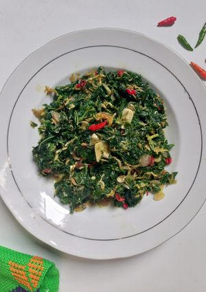 Foto resep Tumis Ebi Daun Singkong