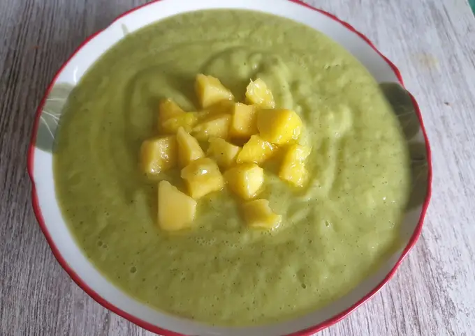 Cómo Preparar  Sopa fría de calabacín con mango