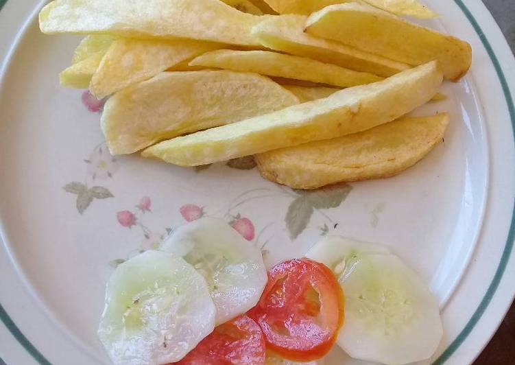 Steps to Prepare Delicious Chips and cucumber salad