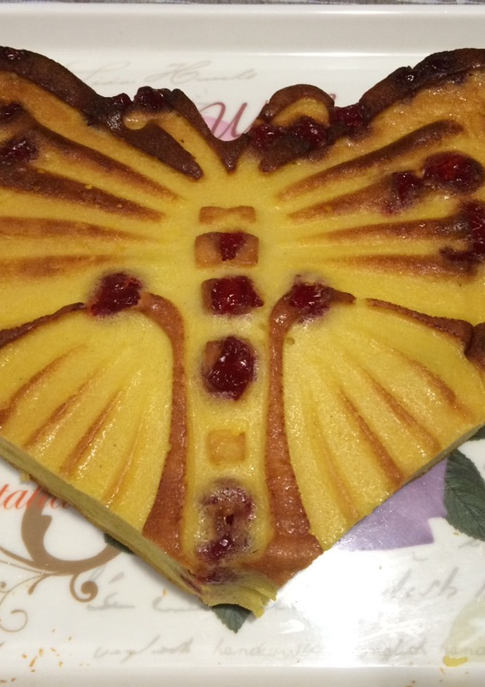 Una foto de Tarta de queso fresco con cerezas