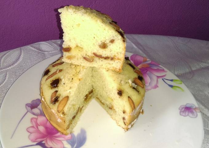 Recipe of Quick Sooji ka cake (cooker / no bake)