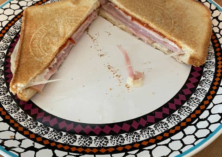 Recipe of Yummy Proper School Lunch Pepperoni Ham and Cheese Sandwich