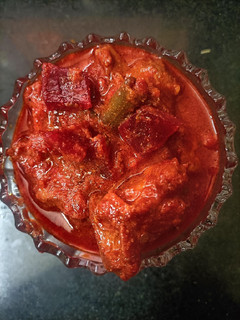 வெஜிடபிள் மட்டன் குருமா(veg mutton kurma recipe in tamil) செய்முறை முக்கிய புகைப்படம்
