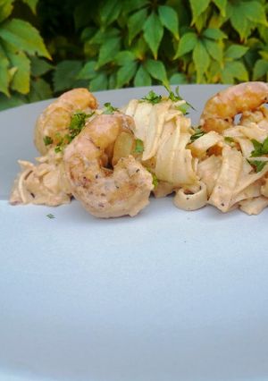 Una foto de Tallarines con camarones en salsa de chipotle