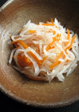 A picture of Daikon & Carrot Namasu.