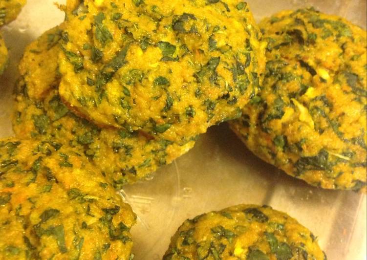 Carrot and kale kotlets