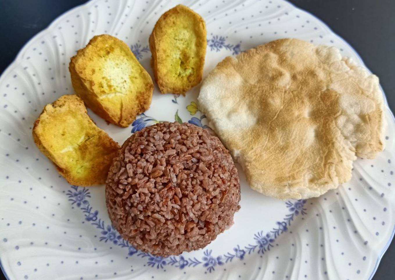 Nasi Merah Rice Cooker